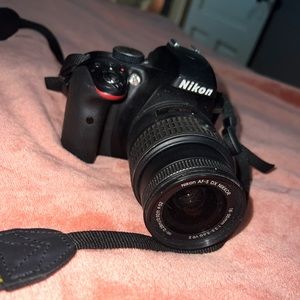 Nikon D3000